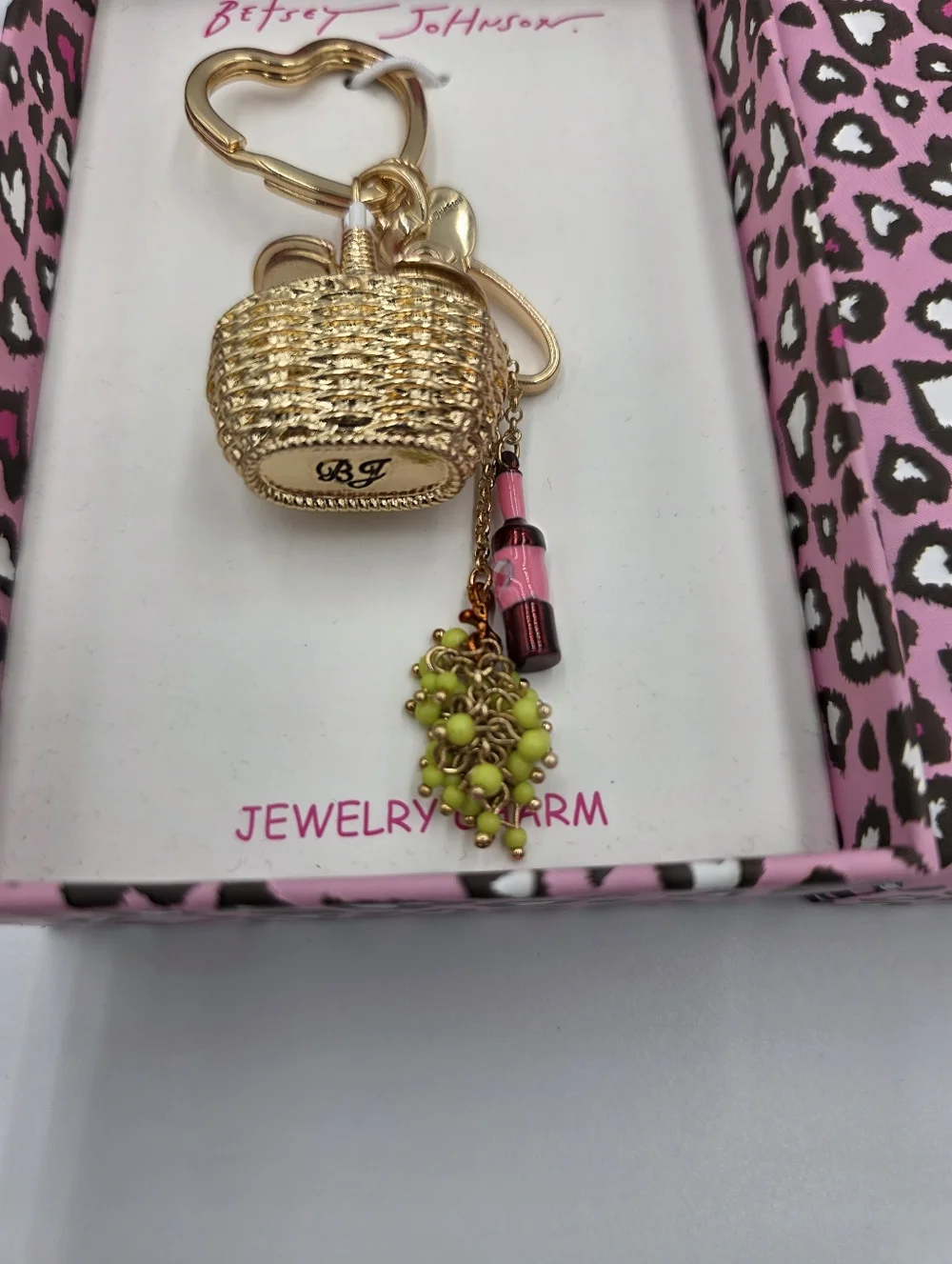 Betsey Johnson Picnic Basket‎ Wine & Grapes Bag Charm Jewelry Keychain New Box